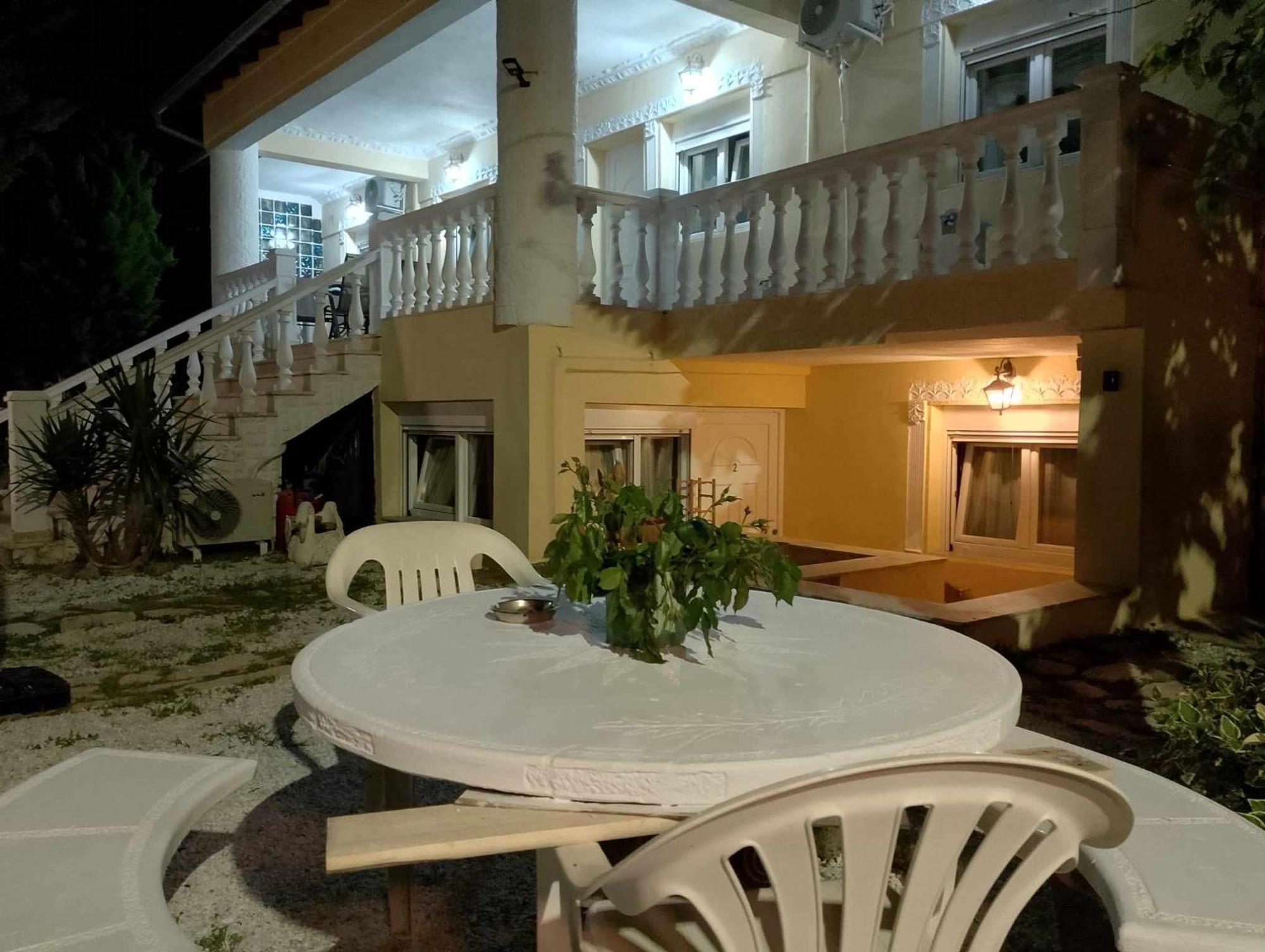 Vrasná Plaza Apartments מראה חיצוני תמונה
